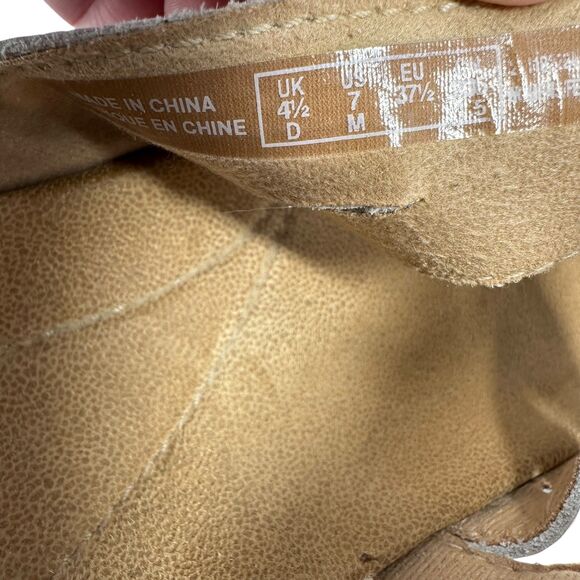 Clarks Women's Leisa Broach Strappy Hook and Loop Slip On Sandals Size 7 - Picture 3 of 6